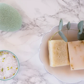 Guide To Spring Cleaning Your Bathroom & Skincare Routine by Eco Ems